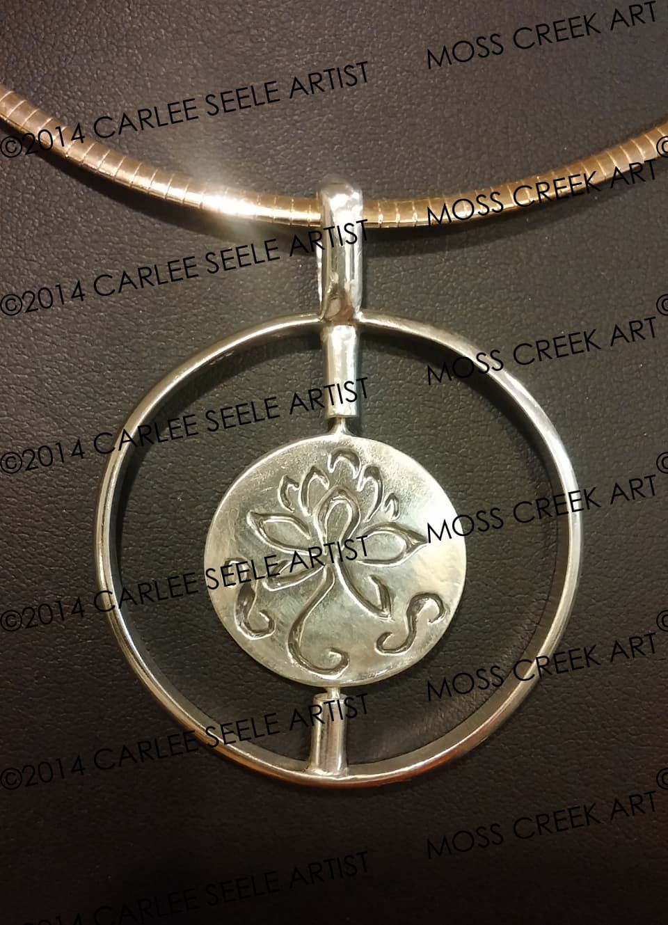 Pendant Spinner by Moss Creek Art